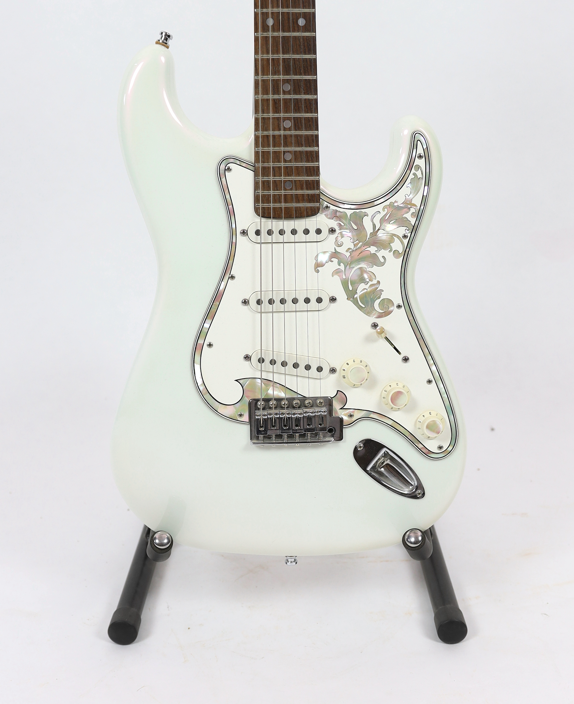 A Fender Stratocaster Custom by Peter Benjamin, Tunbridge Ware Workshop, GB. 2003